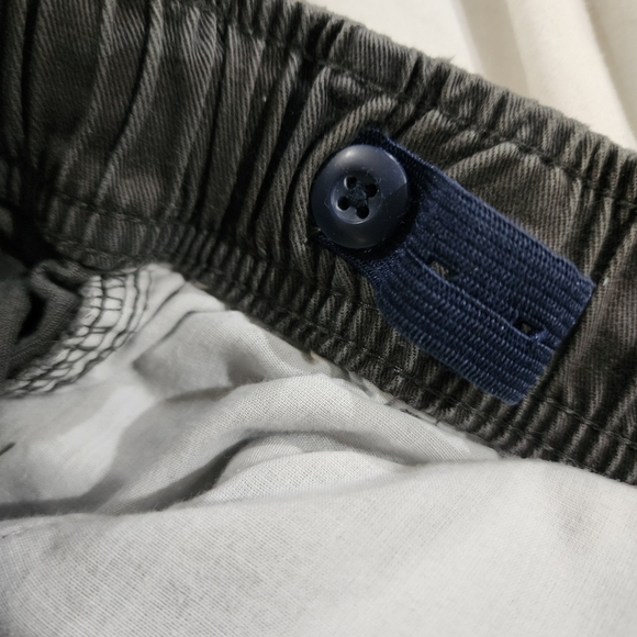 Children's Place gray camouflage pants Size 14 - Picture 6 of 6